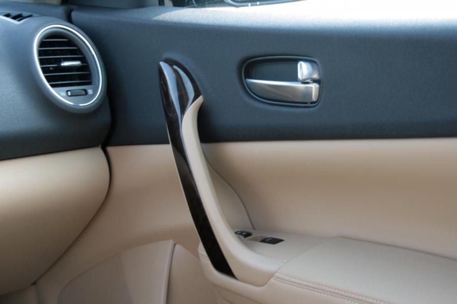  Nissan Maxima 2009 года  (фото 9 из 120)